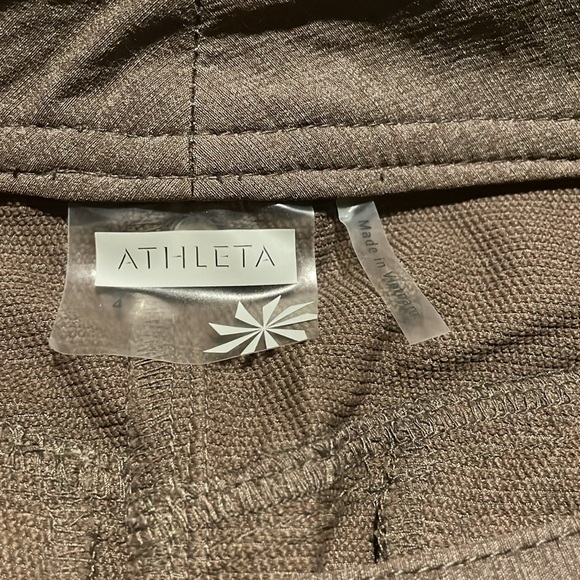 Athleta Take a Hike nylon skirt in dark heather gray - Picture 12 of 14